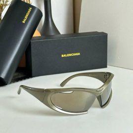 Picture of Balenciga Sunglasses _SKUfw55405888fw